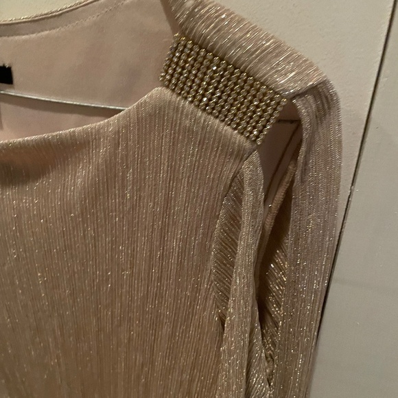 MSK Gold and Rhinestone Slit Bat Wing Sleeve Sparkle Blouse Size Large - Picture 4 of 13